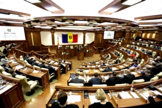 Majoritatea parlamentară refuză să recunoască că Moldova este un stat captiv