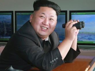 Kim Jong-un ordonă testarea unui focos nuclear şi tiruri de rachete