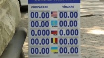 Leul se depreciază puternic în raport cu moneda unică europeană