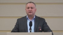 Dodon despre solicitarea lui Băsescu: Vreau să văd cum va depune jurămînt s ...