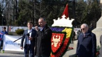 Dodon către unioniști: Acest pămînt va rămîne moldovenesc, cu limba moldove ...